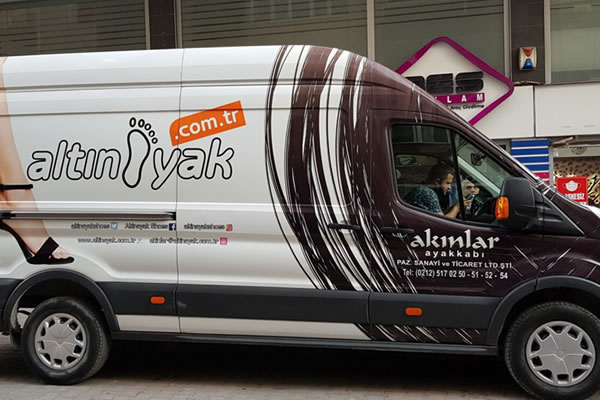 ticari arac giydirme